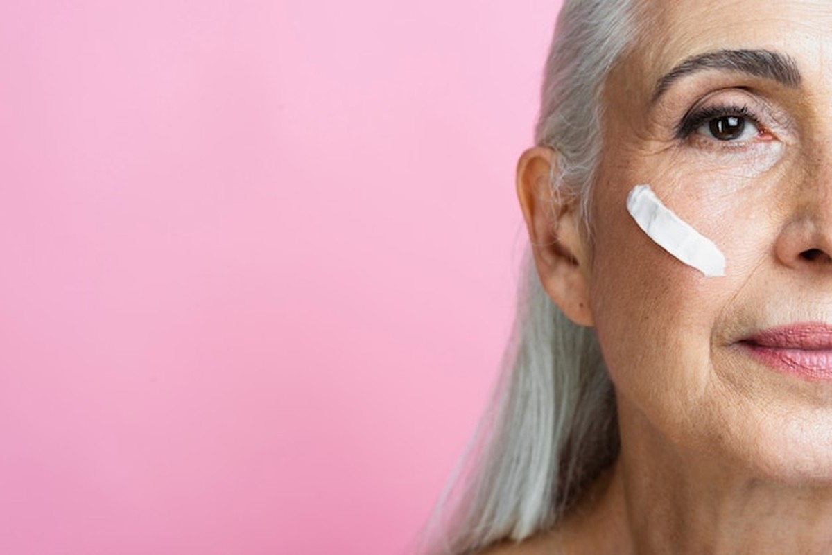 Hautpflege ab 50: Dermatologen verraten, was im Winter wirklich hilft - image 2