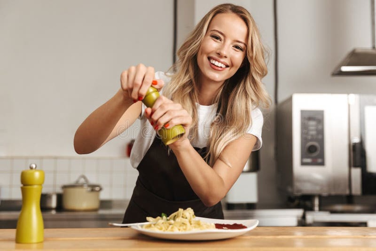 Warum Sterneköche immer einen Löffel Salz ins Nudelwasser geben - image 2