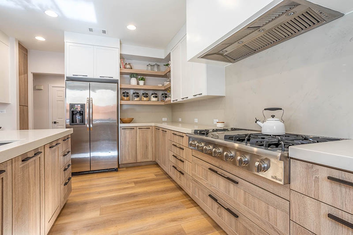 Salzstreuer in der Küche: Nicht zum Würzen – sondern gegen Flammenschäden