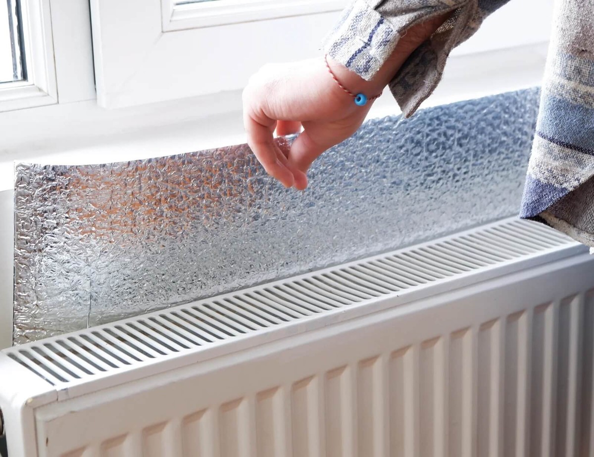 Alufolie hinter der Heizung? Das spart bis zu 30% Heizkosten