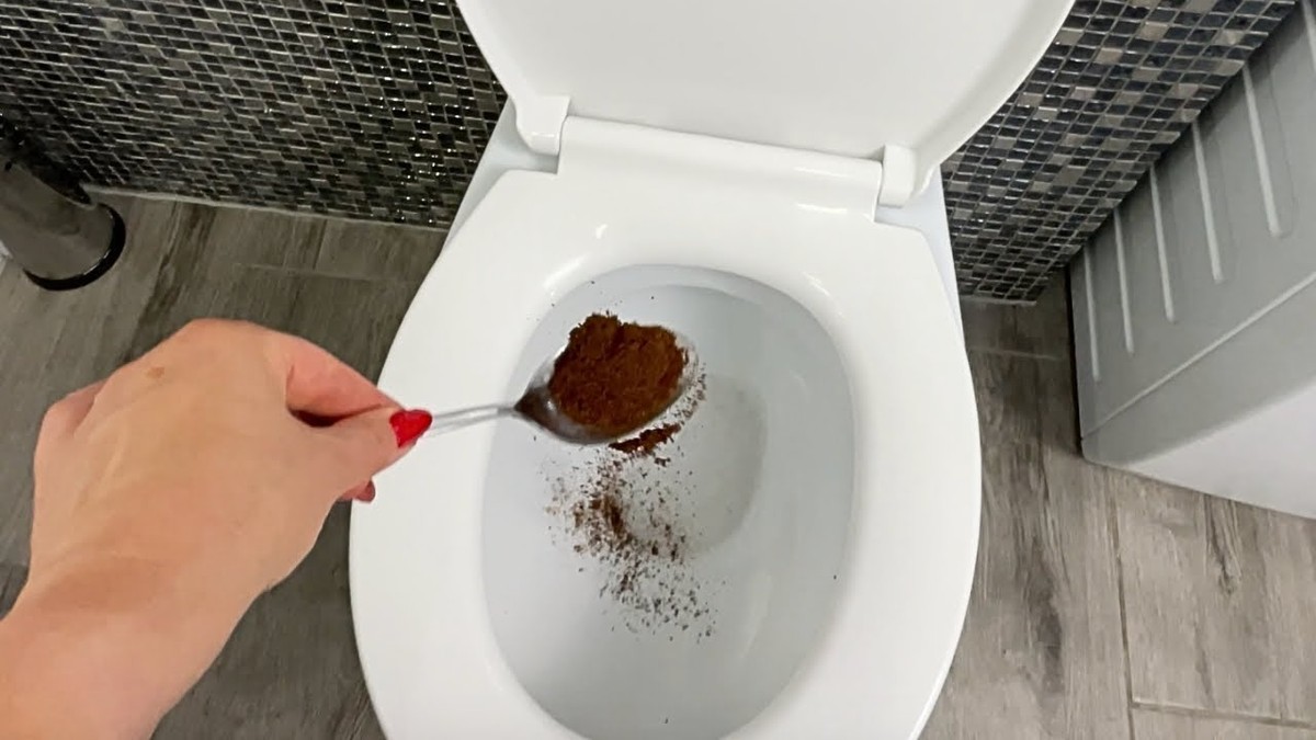Kaffeesatz in der Toilette: Warum Klempner das empfehlen