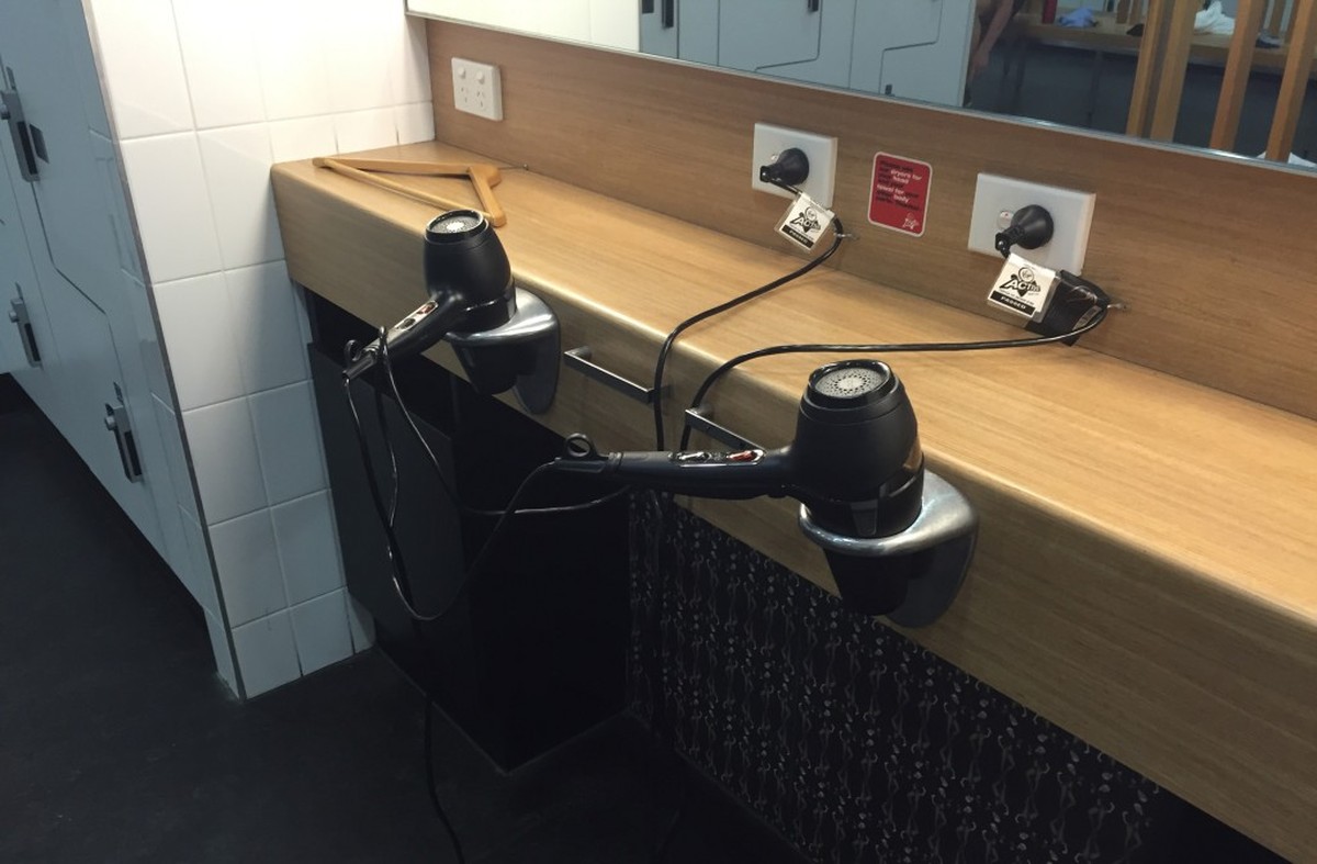 Kaugummi auf Kunststoff: Warum ein Föhn die Lösung ist - image 2