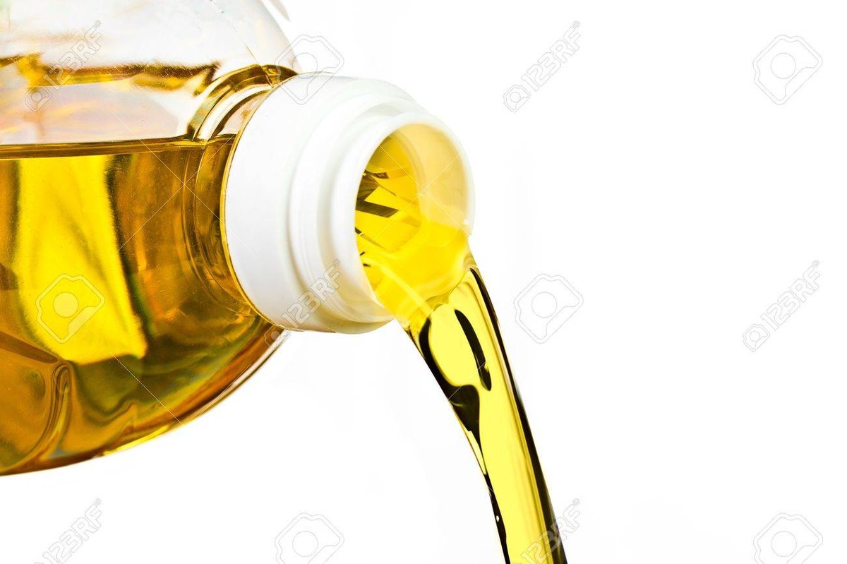 Klempner warnen: Dieses Öl gehört niemals in den Abfluss - image 2