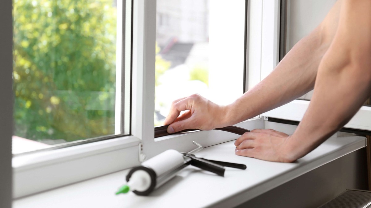 Plastikfolie statt Fensterabdichtung? So sparen Sie 200 Euro - image 2