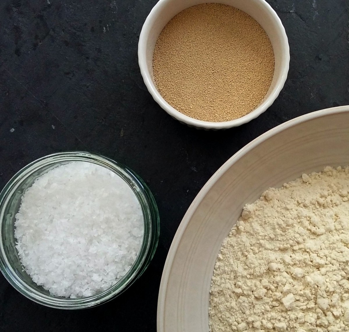 Warum Bäcker immer Salz ins Brotteig geben – die wissenschaftliche Erklärung - image 2