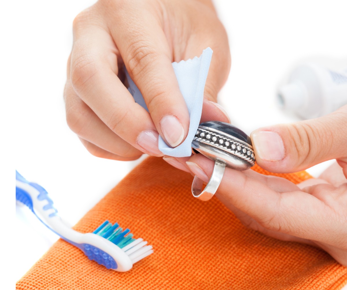 Zahnpasta für Schmuck: Juweliere wollen nicht, dass Sie das wissen